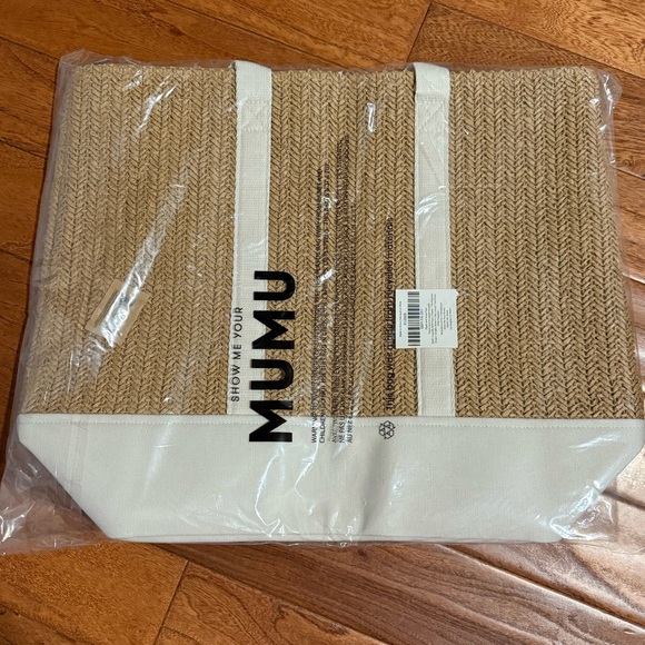 Show Me Your MuMu Sunseeker Tote - Picture 1 of 4